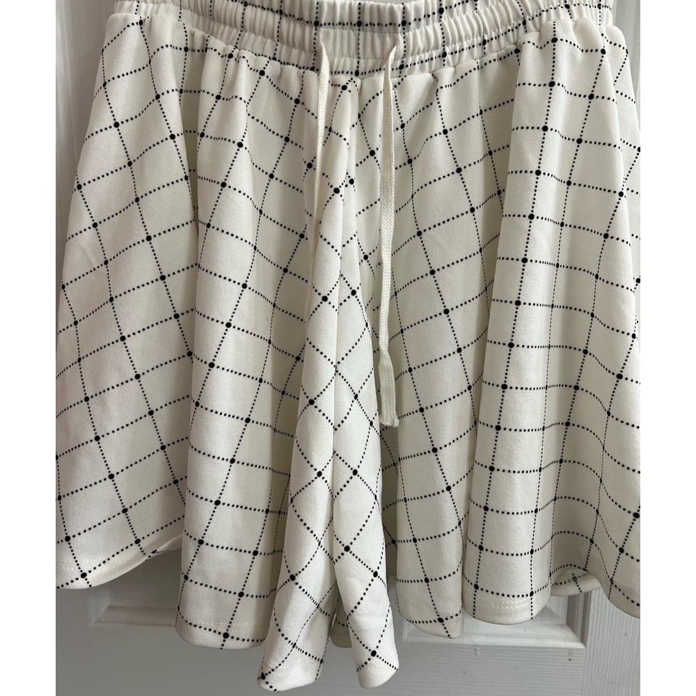 Women’s skorts